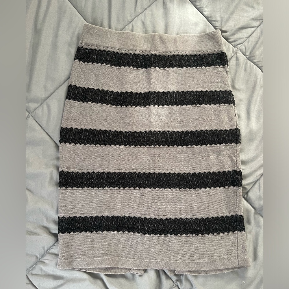 Gray & Black Striped Knit Skirt – Heart-n-Crush